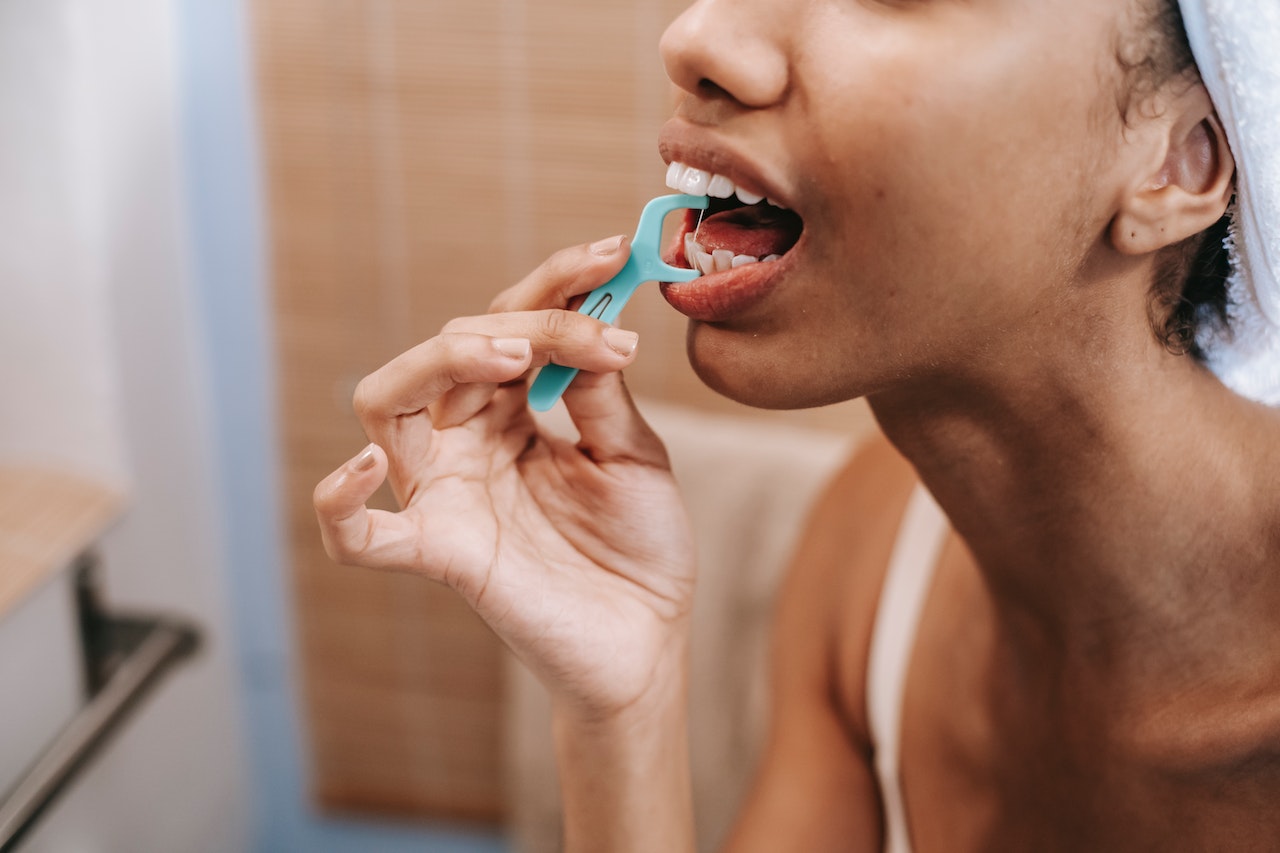 flossing 